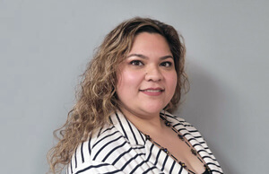 Solis_Yvette-300x194